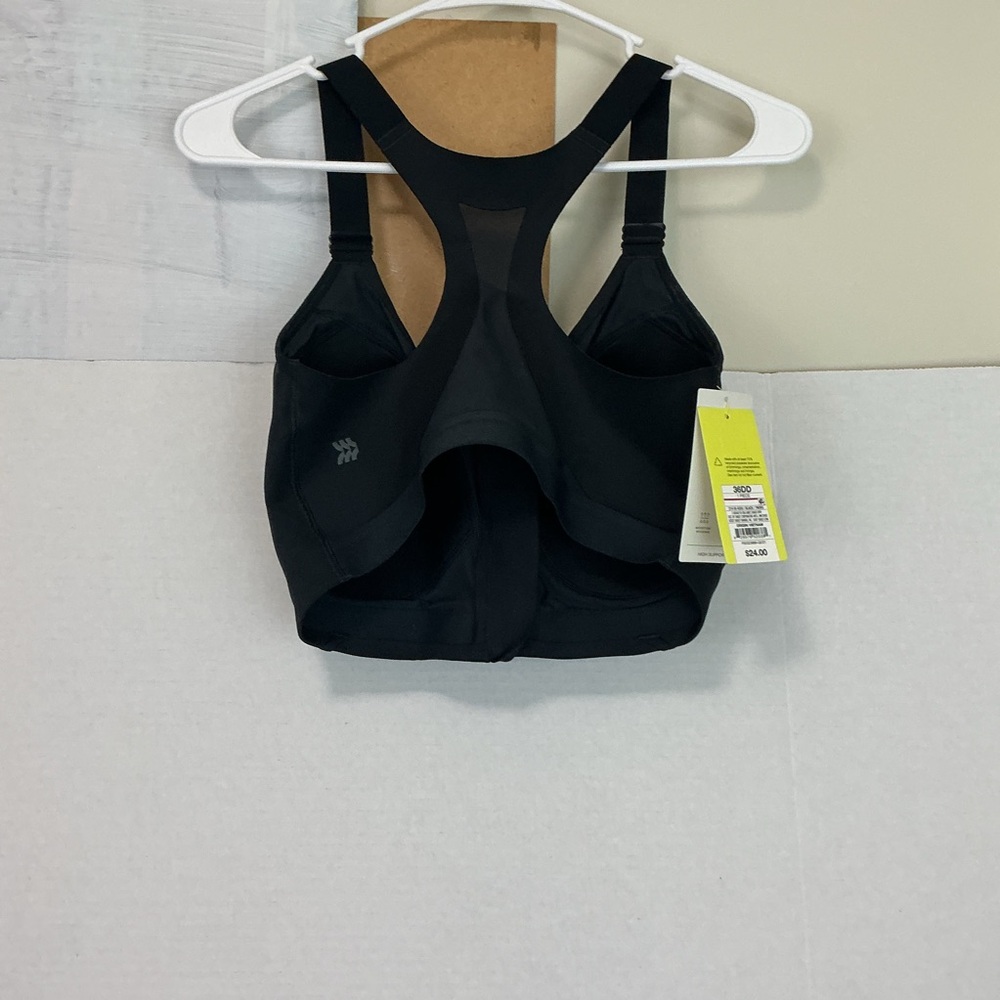 Target Brand Black Sports Bra Size 36DD runs small